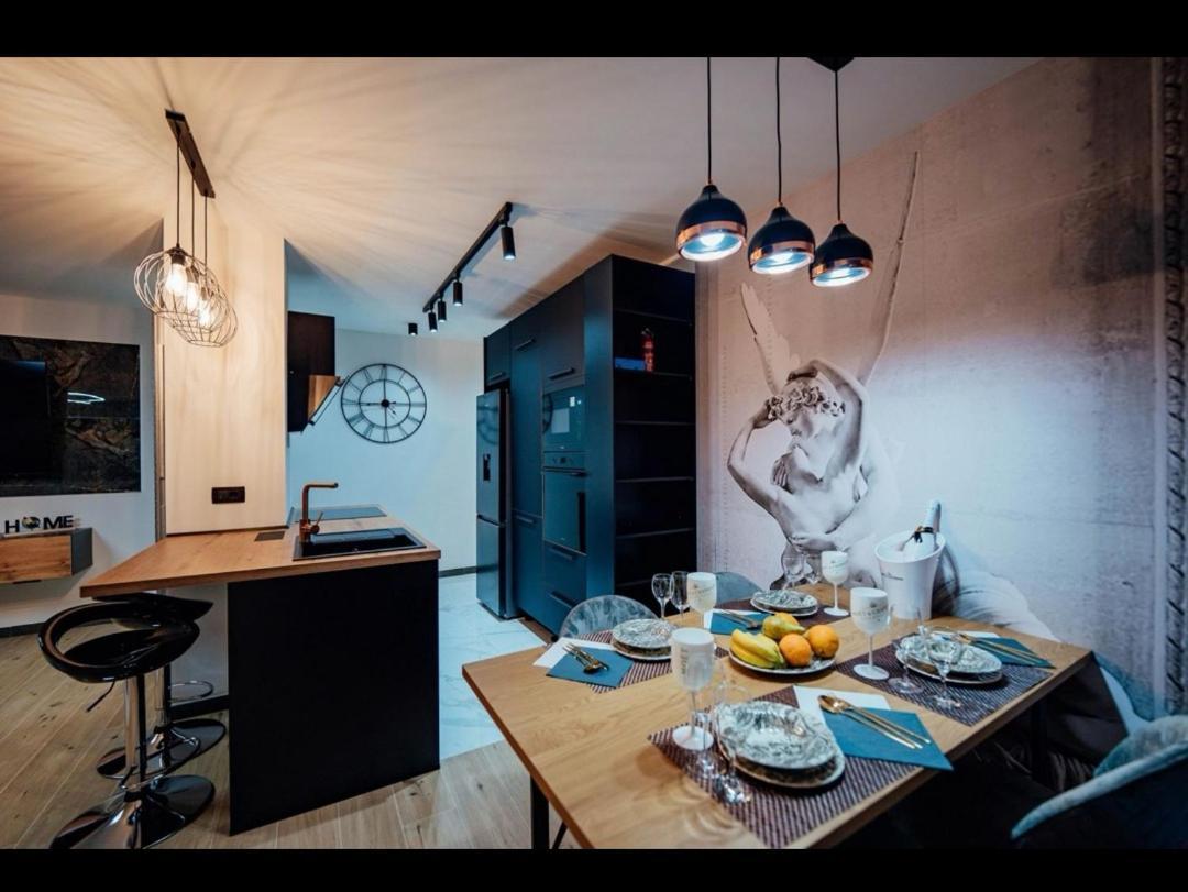 Black Queen Apartment Split Buitenkant foto