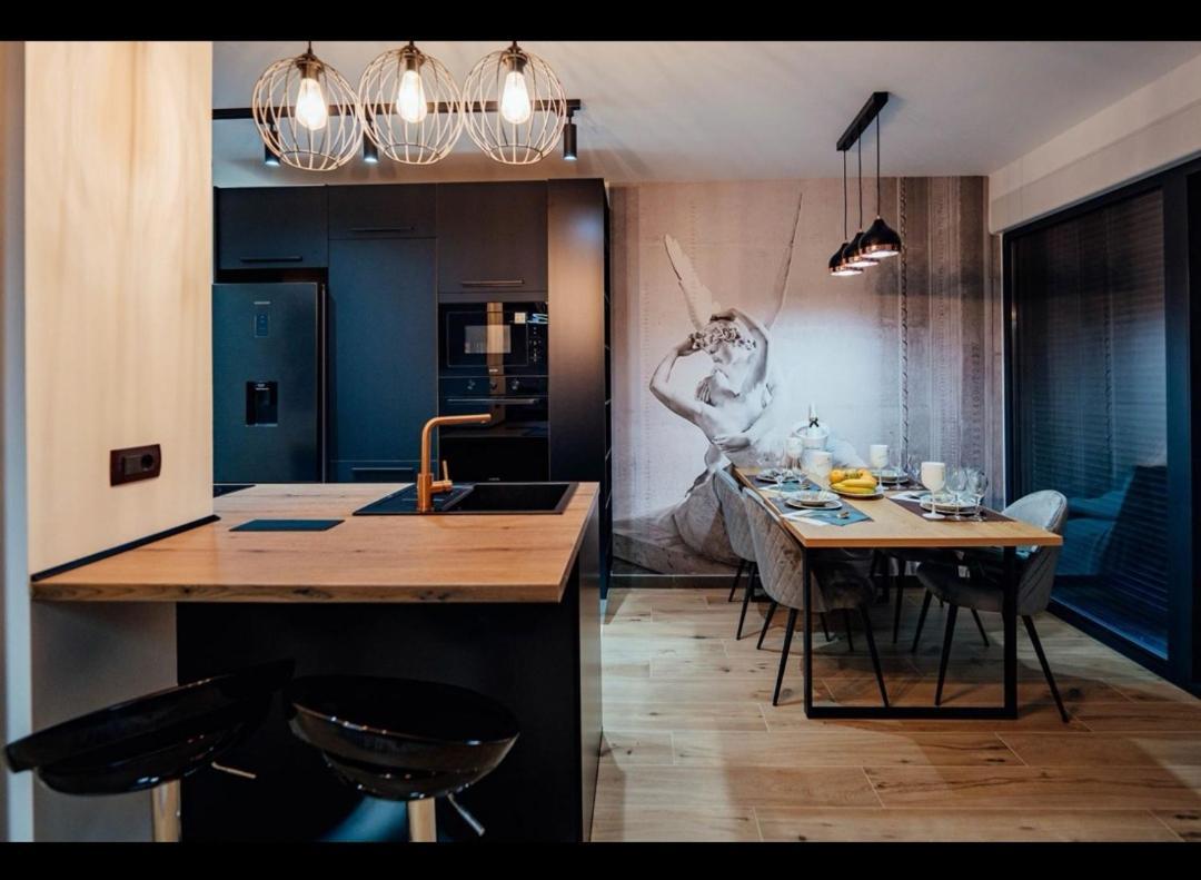 Black Queen Apartment Split Buitenkant foto
