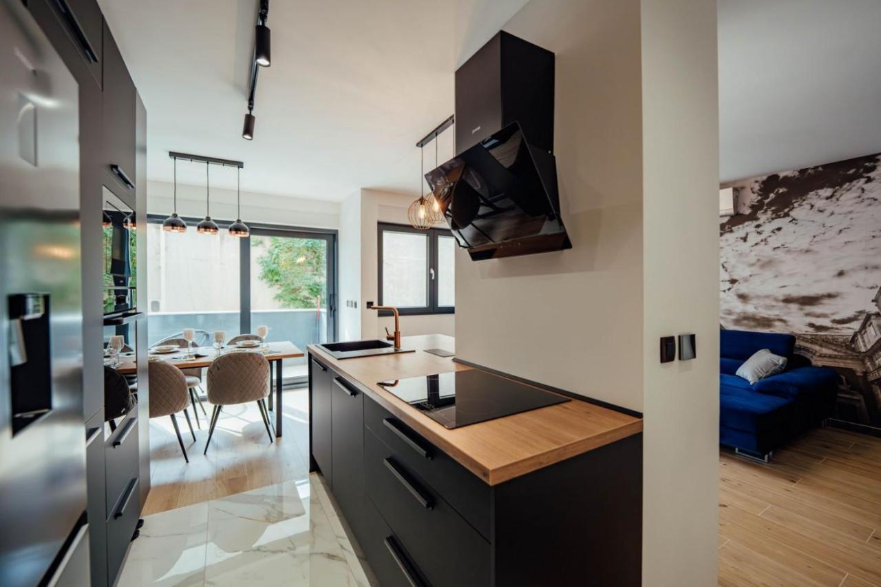 Black Queen Apartment Split Buitenkant foto